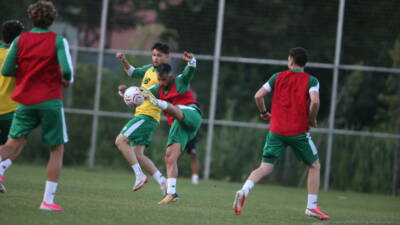 Yeni sezon hazırlıklarına Bolu Abant’ta yaptığı kampla devam eden Bursaspor’da