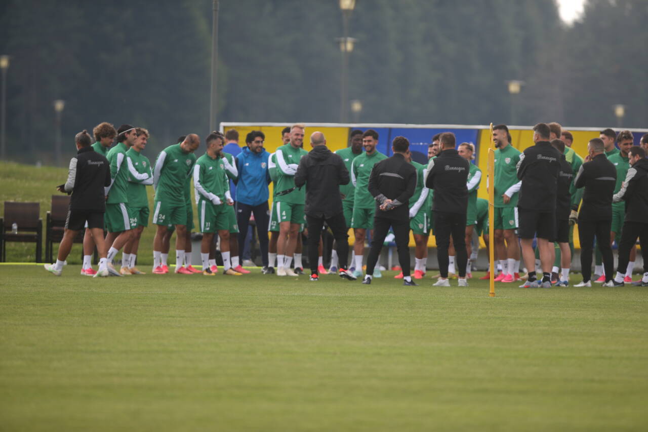 Bursaspor’un Topuk Yaylası’ndaki rakibi belli oldu 2 emre7779