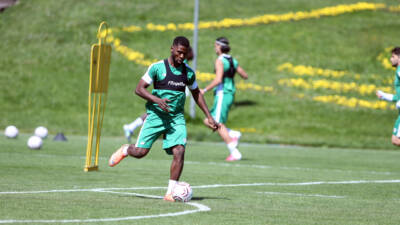 Bursaspor’un bedelsiz olarak kadrosuna kattığı Kelechi Iheanacho takımla birlikte ilk