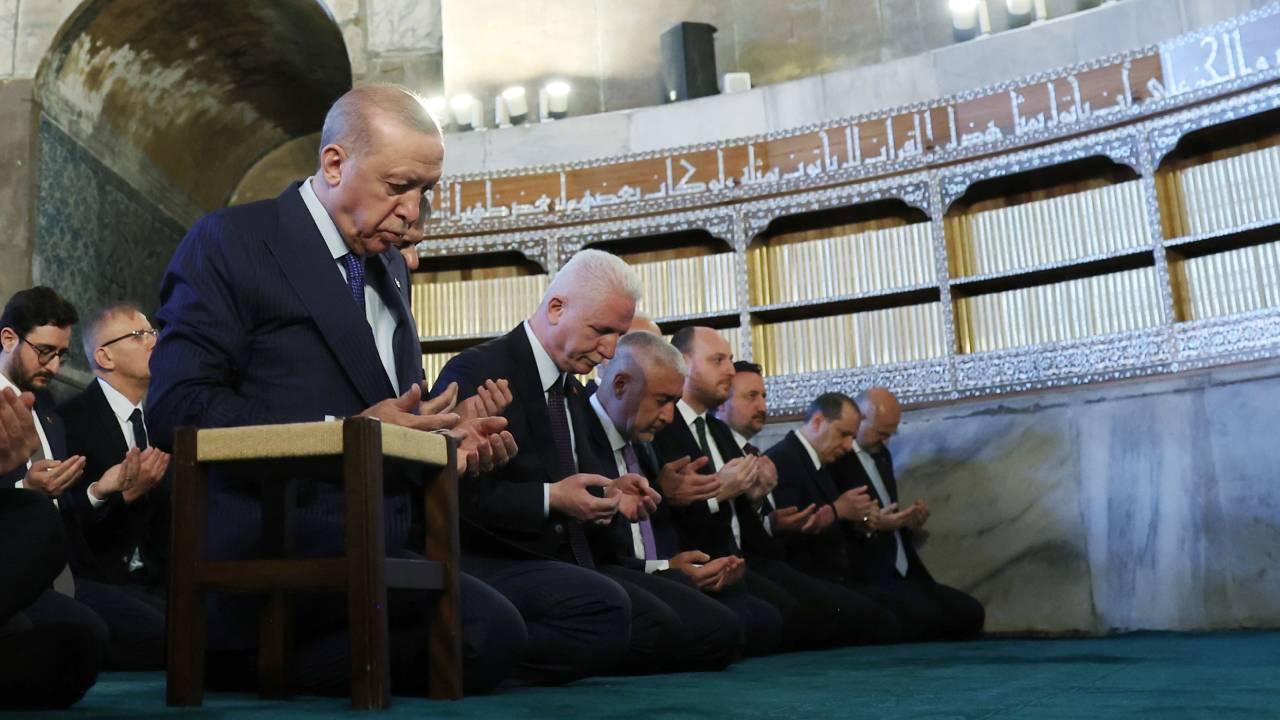 Cumhurbaşkanı Erdoğan'dan Ayasofya paylaşımı 1 erdogan ayasofya aa 2478082