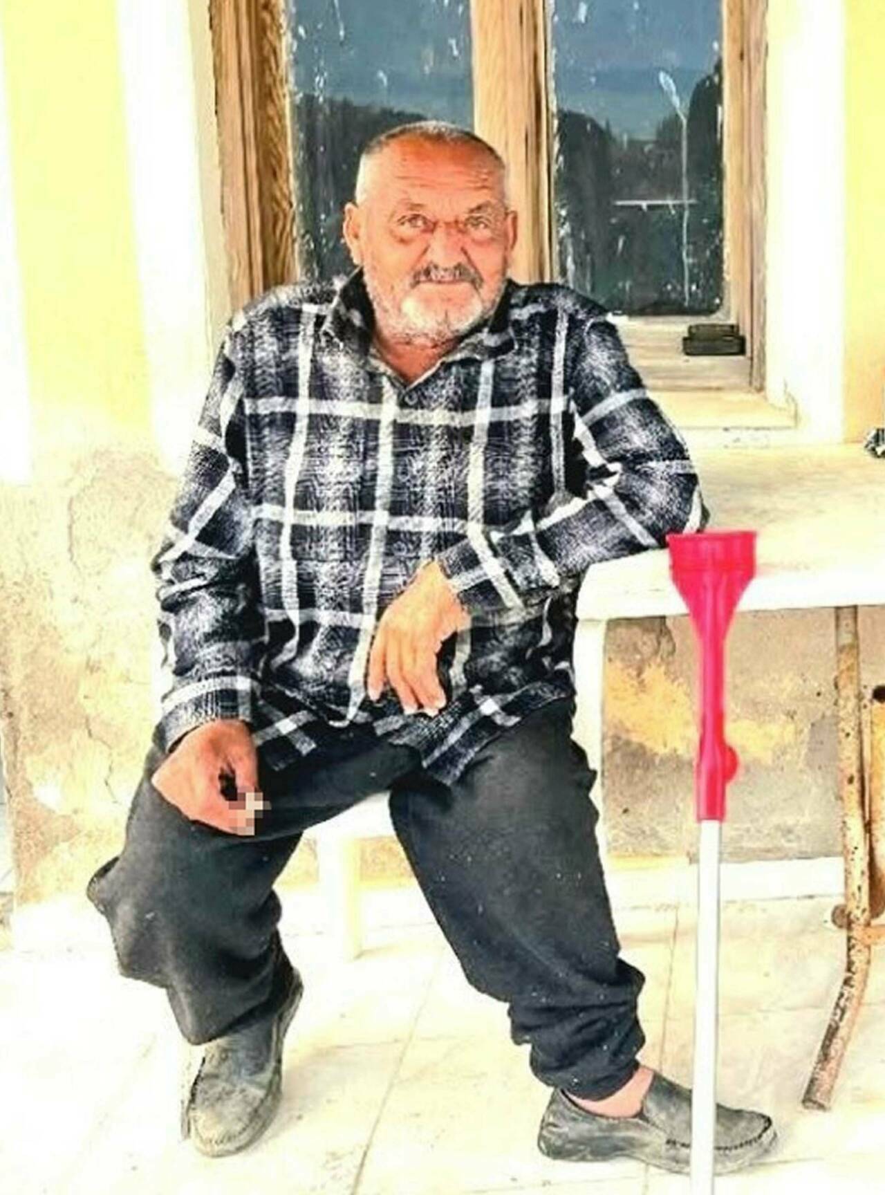 evinin balkonunda uyurken ayinin saldirisina ugrayan kisi oldu 1596b52fdf89