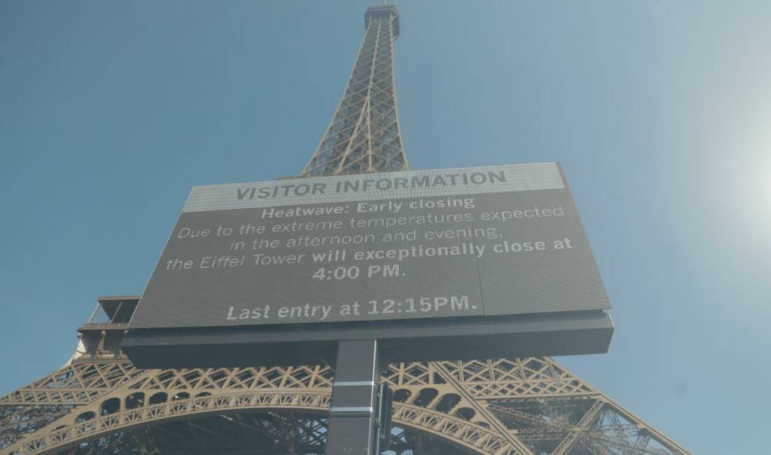 Eyfel Kulesi’ne aşırı sıcak engeli Fransa'nın başkenti Paris'in simgelerinden Eyfel Kulesi'nin, aşırı sıcaklar nedeniyle bu