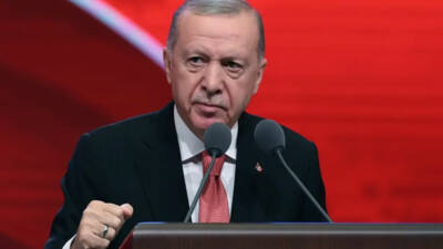 Cumhurbaşkanı Recep Tayyip Erdoğan, "FETÖ'yle mücadele noktasında asla geri adım