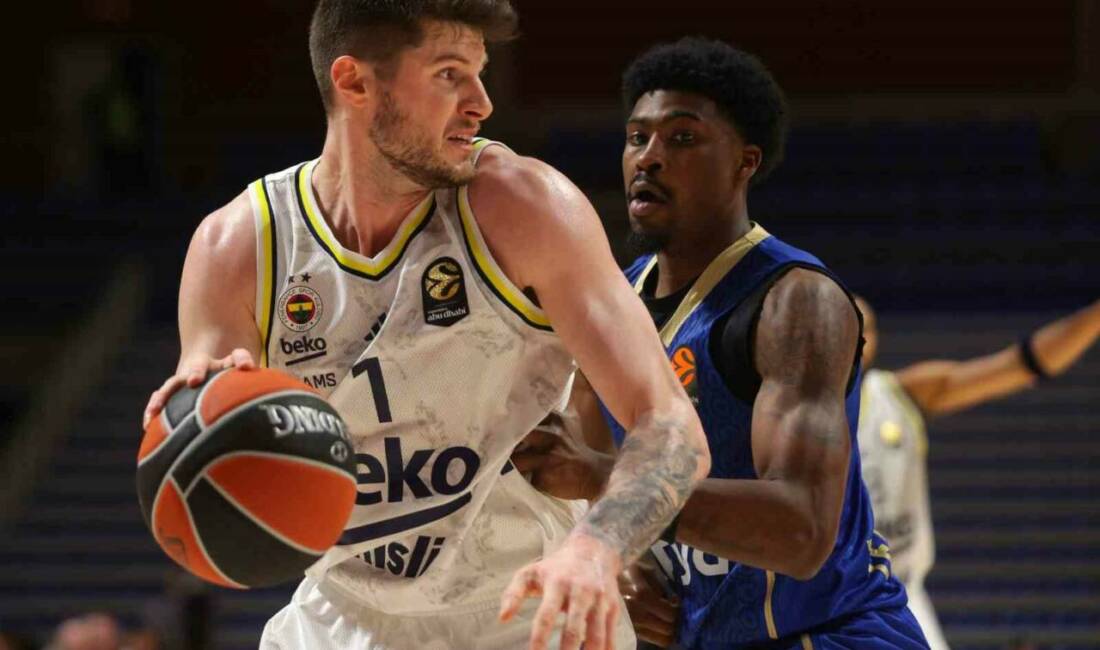 Fenerbahçe altyapısından yetişen ve iki farklı dönemde sarı-lacivertli formayı giyen