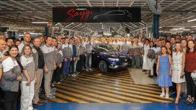 Tofaş, Fiat Egea’nın üretim yolculuğunu Bursa fabrikasında düzenlenen törenle tamamladı.