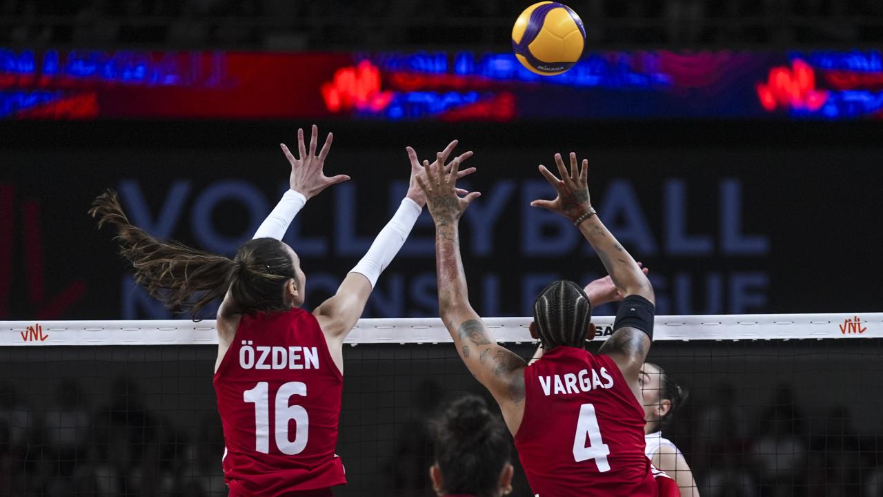 filenin sultanlarinin vnl ceyrek finaldeki rakibi belli oldu eb6180b4746a