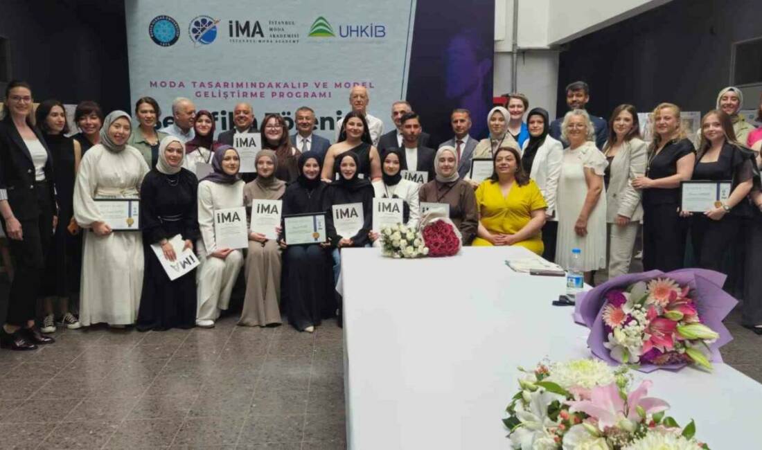 Geleceğin moda tasarımcıları Bursa’da sertifikalarını aldı Moda Tasarımında Kalıp ve Model Geliştirme Programı Sertifika Töreni, Bursa