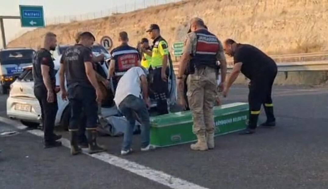 Gezi dönüşü feci kaza: Çok sayıda ölü ve yaralı var 1 gezi donusu feci kaza cok sayida olu ve yarali var 2a34dda804d7