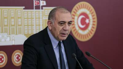 CHP 38. Olağan İstanbul İl Kongresi’nde seçilen il başkanı ve