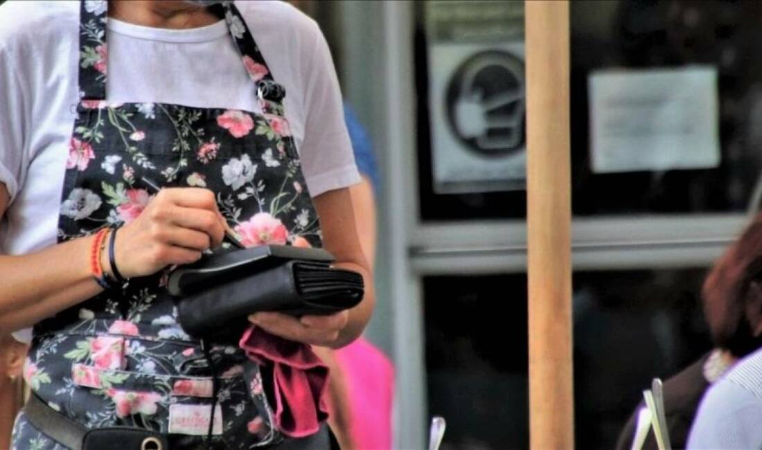 Güven endeksleri açıklandı Güven endeksi, temmuzda geçen aya kıyasla hizmet sektöründe yüzde 1,4,