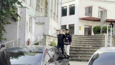 Ahbap Derneği’ne yönelik yolsuzluk soruşturmasında baş şüpheli olarak gözaltına alınan