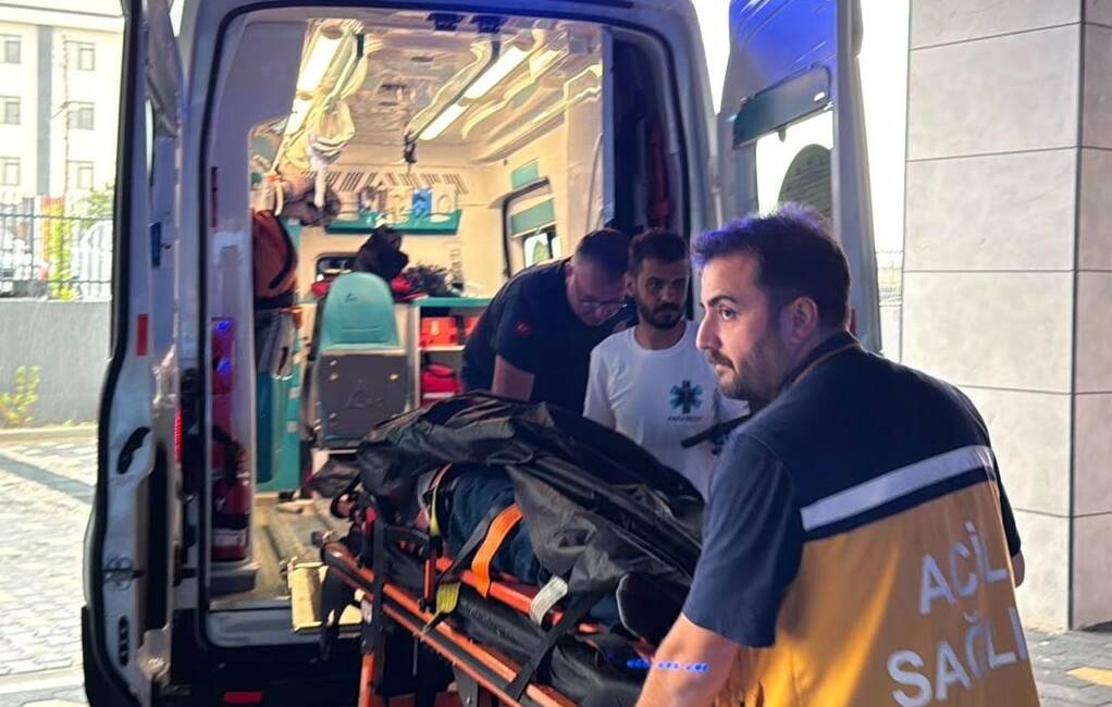 Havalı tüfekle komşusunu başından vurdu Konya'nın Seydişehir ilçesinde Harun Y., aralarında husumet bulunan komşusu Tuncay