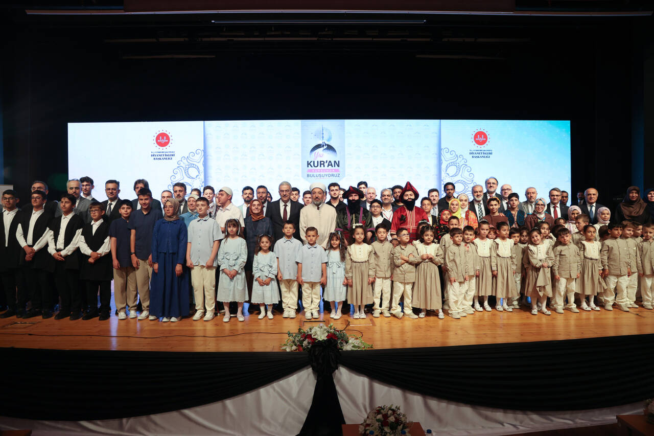 Diyanet İşleri Başkanı Arpaguş, Bursa'da Yaz Kur’an Kursları'nın açılışını yaptı 4 hmioj8mwuaa69ya