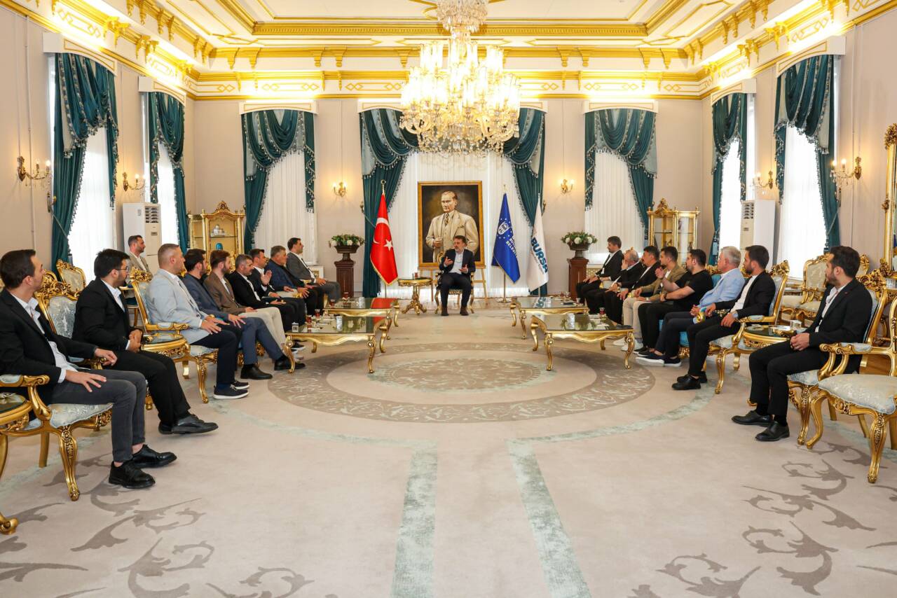 Bursa ekibinden Başkanvekili Biba'ya özel ziyaret 2 hofab7w8aa0s29