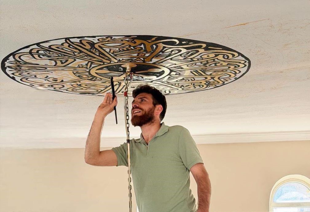 İmamın sanat sevgisi camiye yansıdı 4 imamin sanat sevgisi camiye yansidi 22fdc6b09da7
