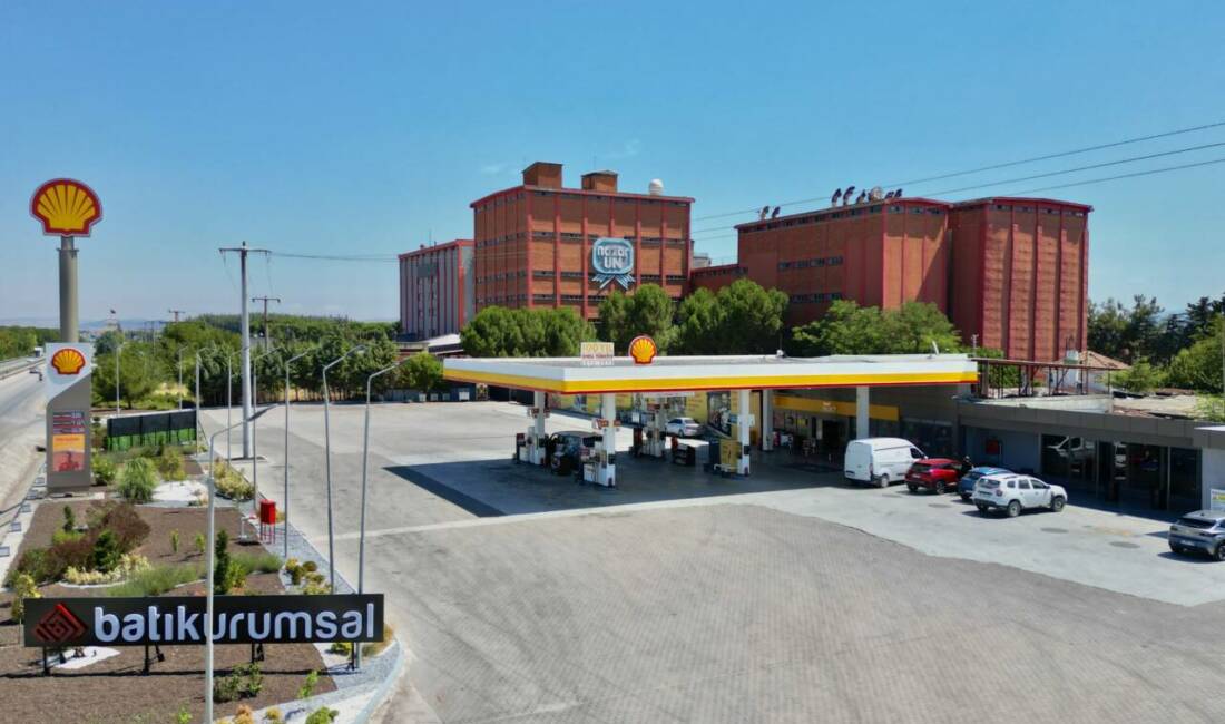 Batı Kurumsal’dan Balıkesir’e yeni yatırım: 10. Shell istasyonu Altıeylül’de hizmete girdi Akaryakıt sektöründe büyümesini istikrarlı yatırımlarla sürdüren Batı Kurumsal, Balıkesir Altıeylül'de