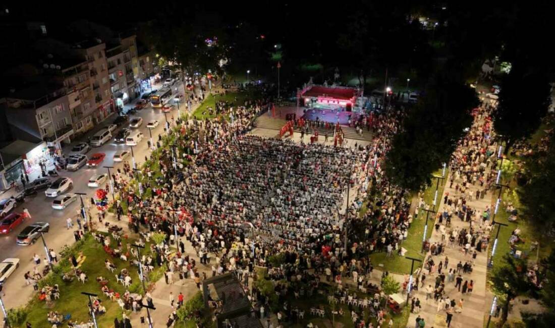 İnegöl tek yürek oldu 15 Temmuz 2016’da milletin iradesine yönelen hain darbe girişiminin 10’uncu