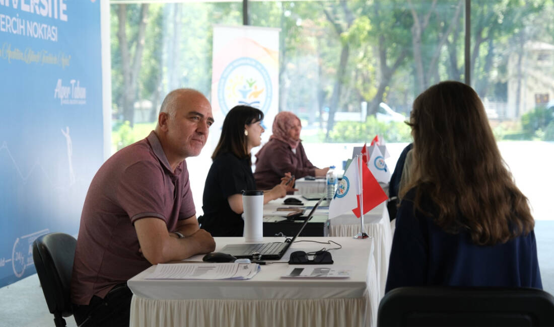 İnegöl Belediyesi, her yıl olduğu gibi bu yıl da üniversite