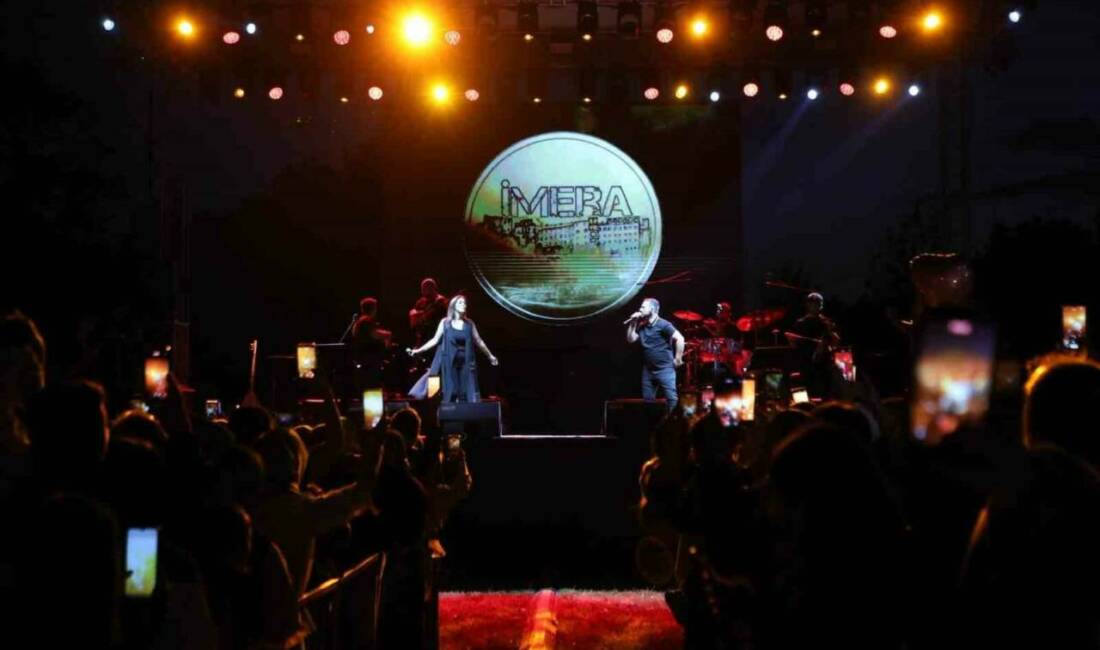 İnegöl’de Kültür Sanat Festivali coşkusu İmera konseriyle zirveye ulaştı İnegöl Belediyesi’nin 39. Uluslararası Kültür Sanat Festivali coşkusu sürüyor. Festivalin