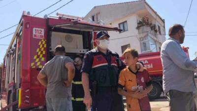 Bursa’nın İnegöl ilçesinde kanatlı hayvan yumurtalarının bulunduğu depoda çıkan yangın,