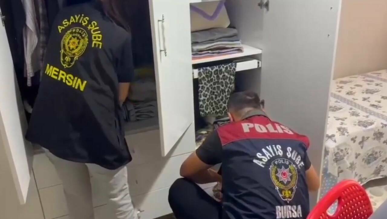 Bursa'da dev şebeke çökertildi! Patates hatlarla vurgun yapmışlar 7 internetten arac satanlari 4 milyon tl dolandiran 17 supheli yakalandi ff5b701db445