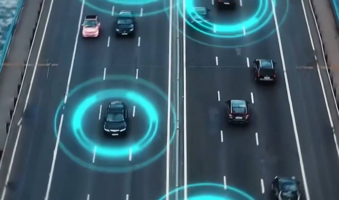 İstanbul’dan sonra bir şehre daha 5G destekli akıllı yol Ulaştırma ve Altyapı Bakanı Abdulkadir Uraloğlu, İstanbul'da başarıyla sürdürülen Kooperatif