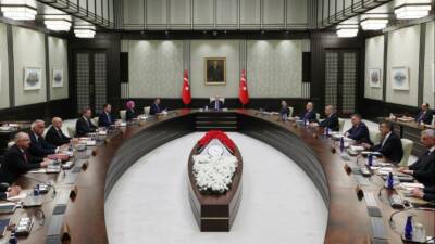 Kabine, Cumhurbaşkanı Recep Tayyip Erdoğan'ın başkanlığında Beştepe'de toplanacak. 
Kabinenin gündeminde,