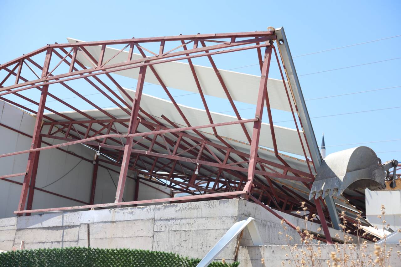 Bursa’da kaçak yapıya geçit yok 3 Bursa’da kaçak yapıya geçit yok