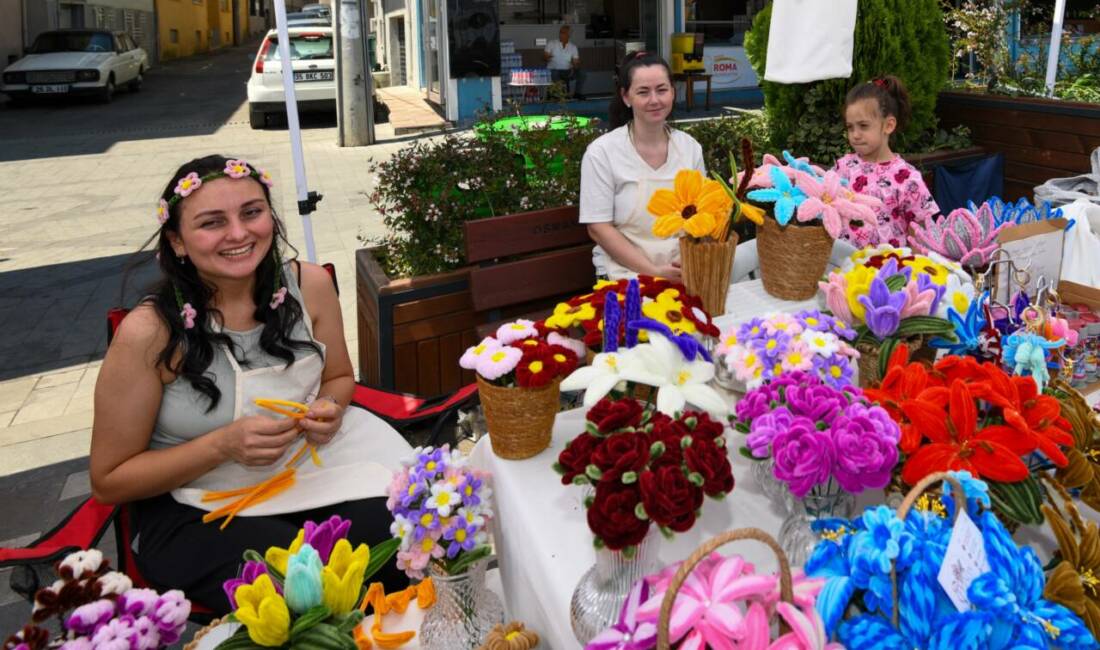 Bursa manzaralı meydanda ‘kadın emeği’ vitrine çıktı! Kadınların sosyal ve ekonomik yaşamda daha görünür olması için birçok