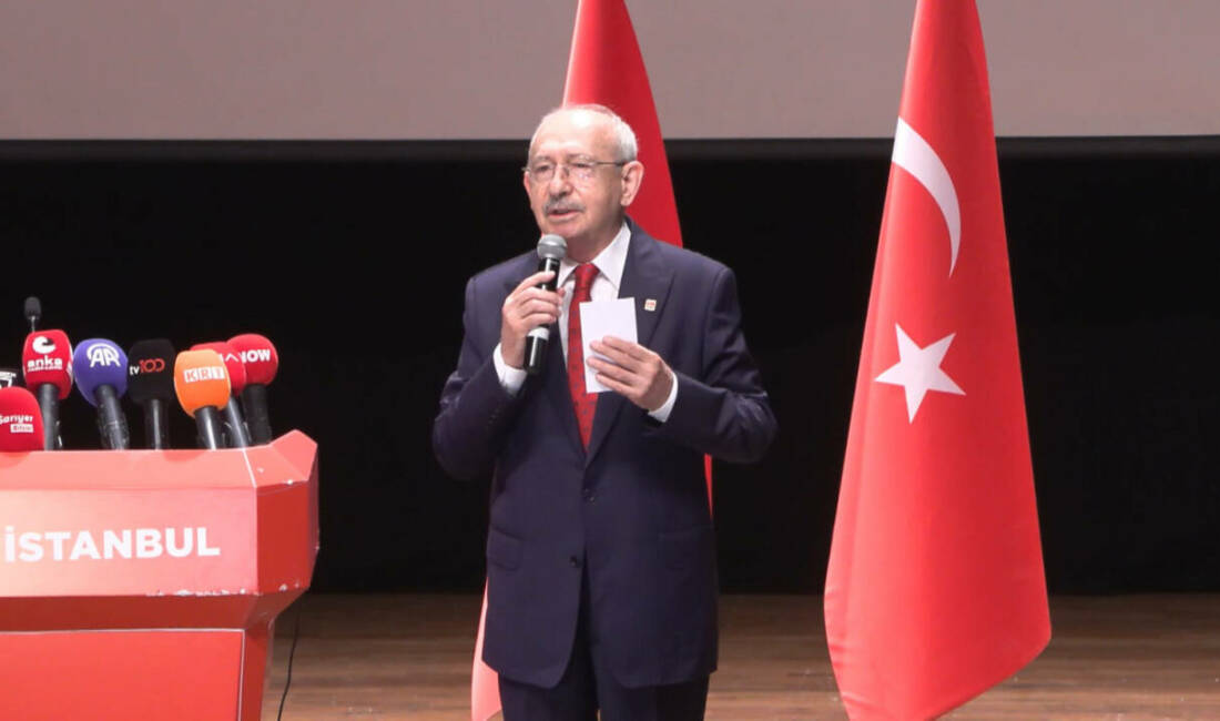 Kılıçdaroğlu: İç tartışmalardan kaçınmamız lazım Cumhuriyet Halk Partisi (CHP) Genel Başkanı Kemal Kılıçdaroğlu, Sarıyer'de gerçekleştirilen