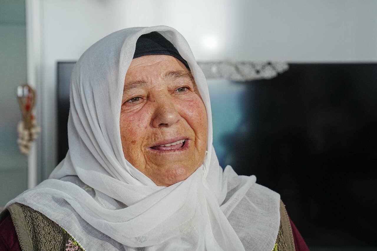 Kızının cenazesini beklerken 15 Temmuz'da oğlunu şehit verdi 2 kizinin cenazesini beklerken 15 temmuzda oglunu sehit verdi dedaca211563