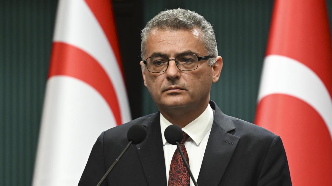kktc cumhurbaskani erhurman hastaneye kaldirildi 7e3c67d5d125