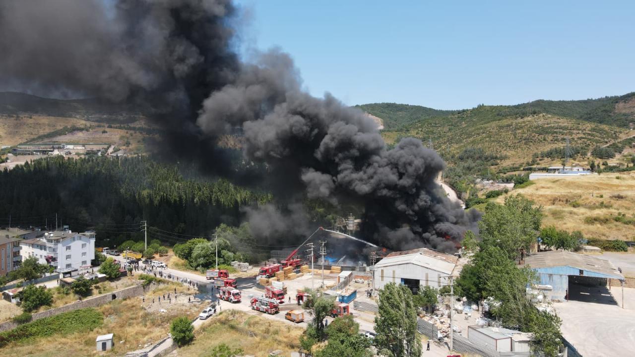 Kocaeli'de yangın: 1 ölü, 2 yaralı! 2 kocaelide yangin 1 olu 2 yarali 28ff160049d8