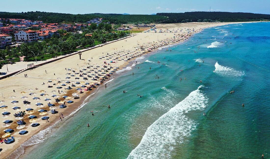Kocaeli’ne deniz yasağı geldi Kocaeli'nin Karadeniz'e kıyısı bulunan Kandıra ilçesinde, olumsuz hava ve deniz