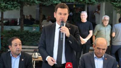 Osmangazi Belediye Başkanı Erkan Aydın, mahalle buluşmaları kapsamında Alemdar Mahallesi’nde