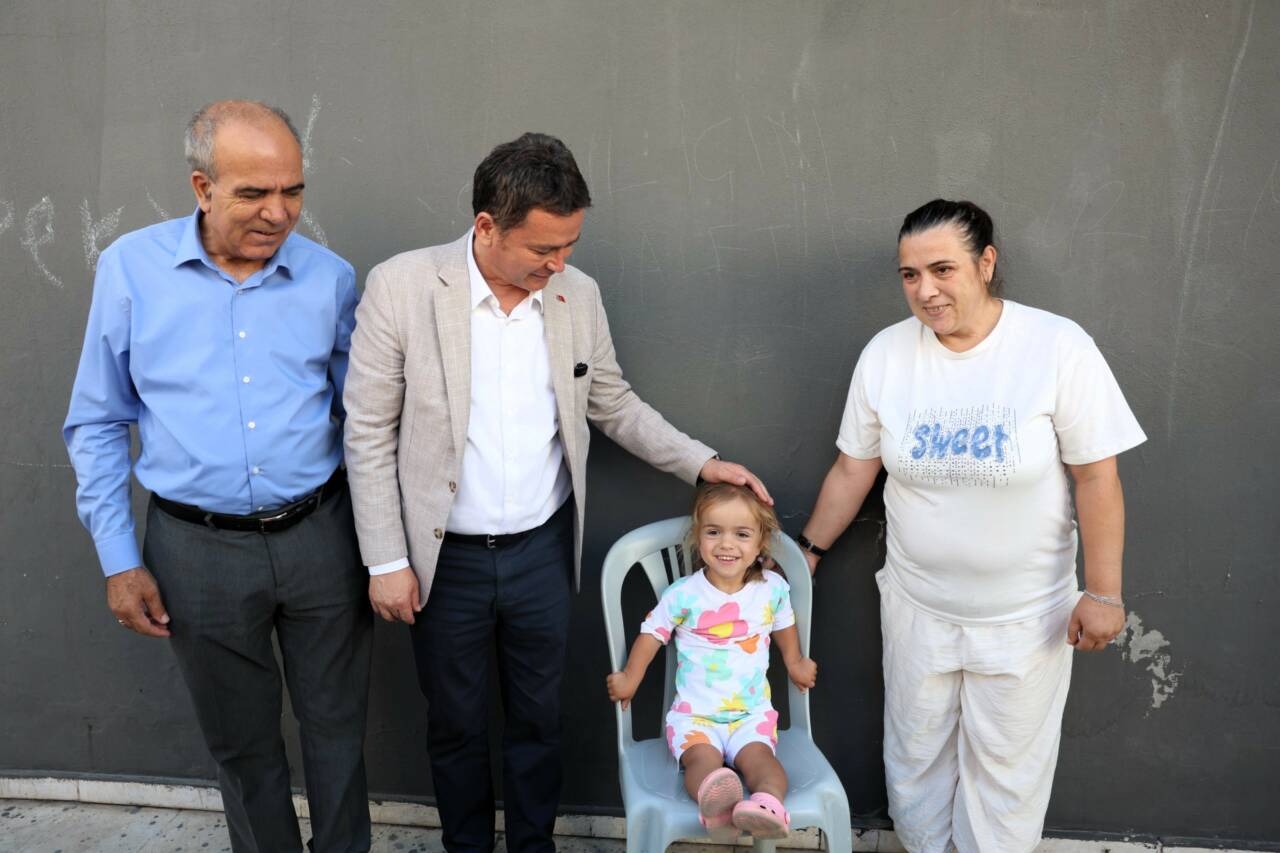 Bursa'da Başkan Aydın'dan sorunlara yerinde çözüm: O mahalleyi tek tek dinledi... 15 Başkan Erkan Aydın Gülbahçe'de Vatandaşlarla Buluştu (Görüntülü)