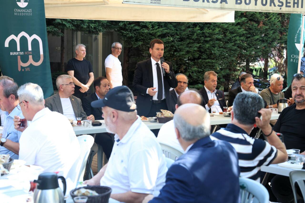 Bursa'da Başkan Aydın'dan sorunlara yerinde çözüm 2 Başkan Aydın Mahalle Buluşmalarını Alemdar’da Sürdürdü (Görüntülü)