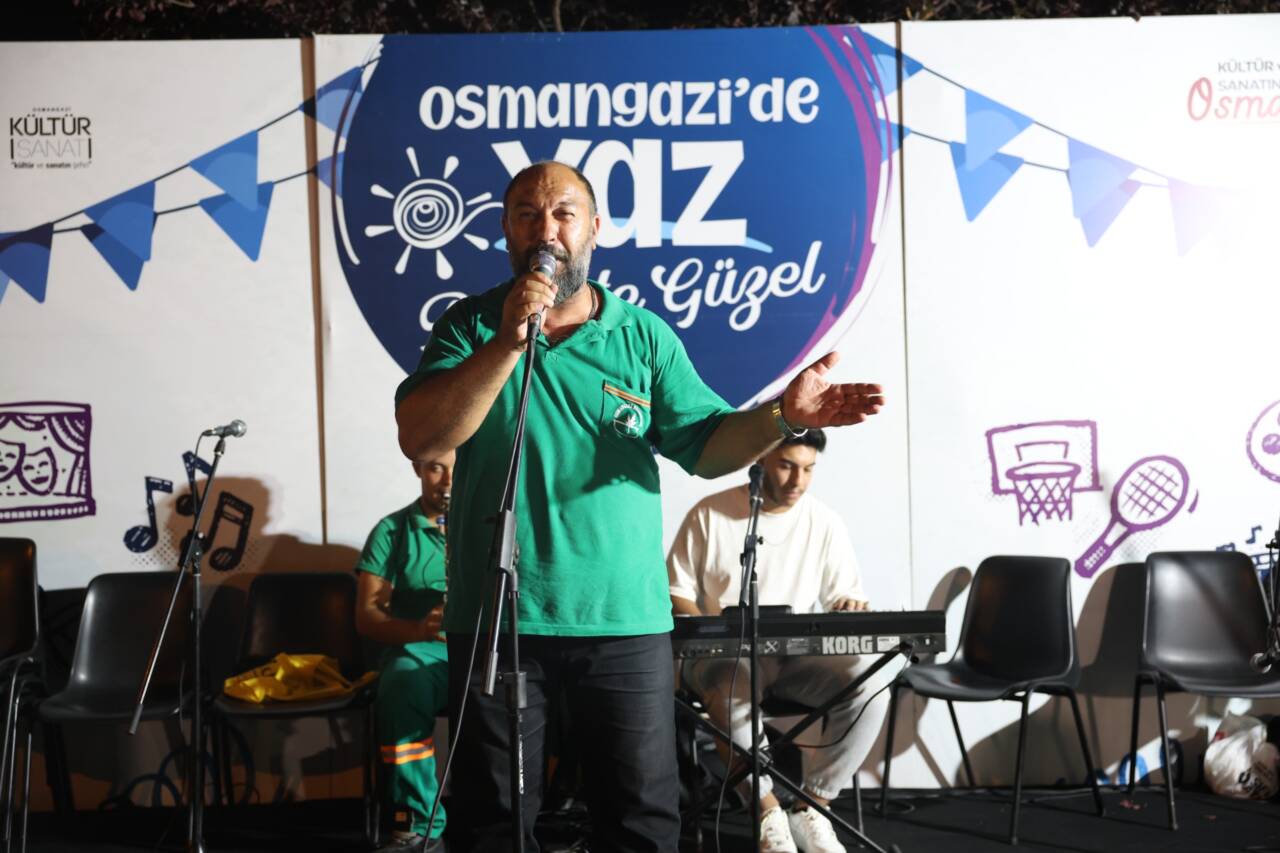 Bursa'nın göbeğinde yaz akşamı şenliği
