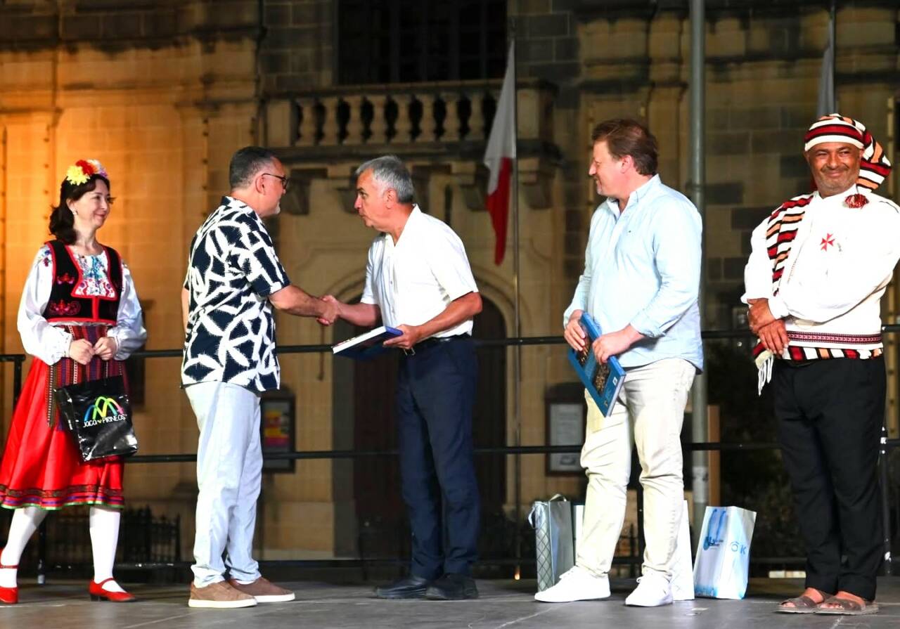 Bursa Uludağ Üniversitesi'nin grubu Malta'da bir ilke imza attı 3 malta odul toreni 5