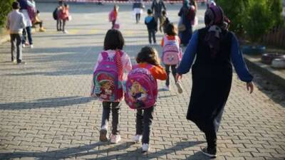 Milli Eğitim Bakanlığınca (MEB) yapılan düzenlemeyle, okul-aile işbirliğinin güçlendirilmesi için