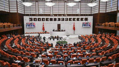 CHP'den istifa eden 91 milletvekili Yeni Parti Kurucular Kurulu'na katıldı.