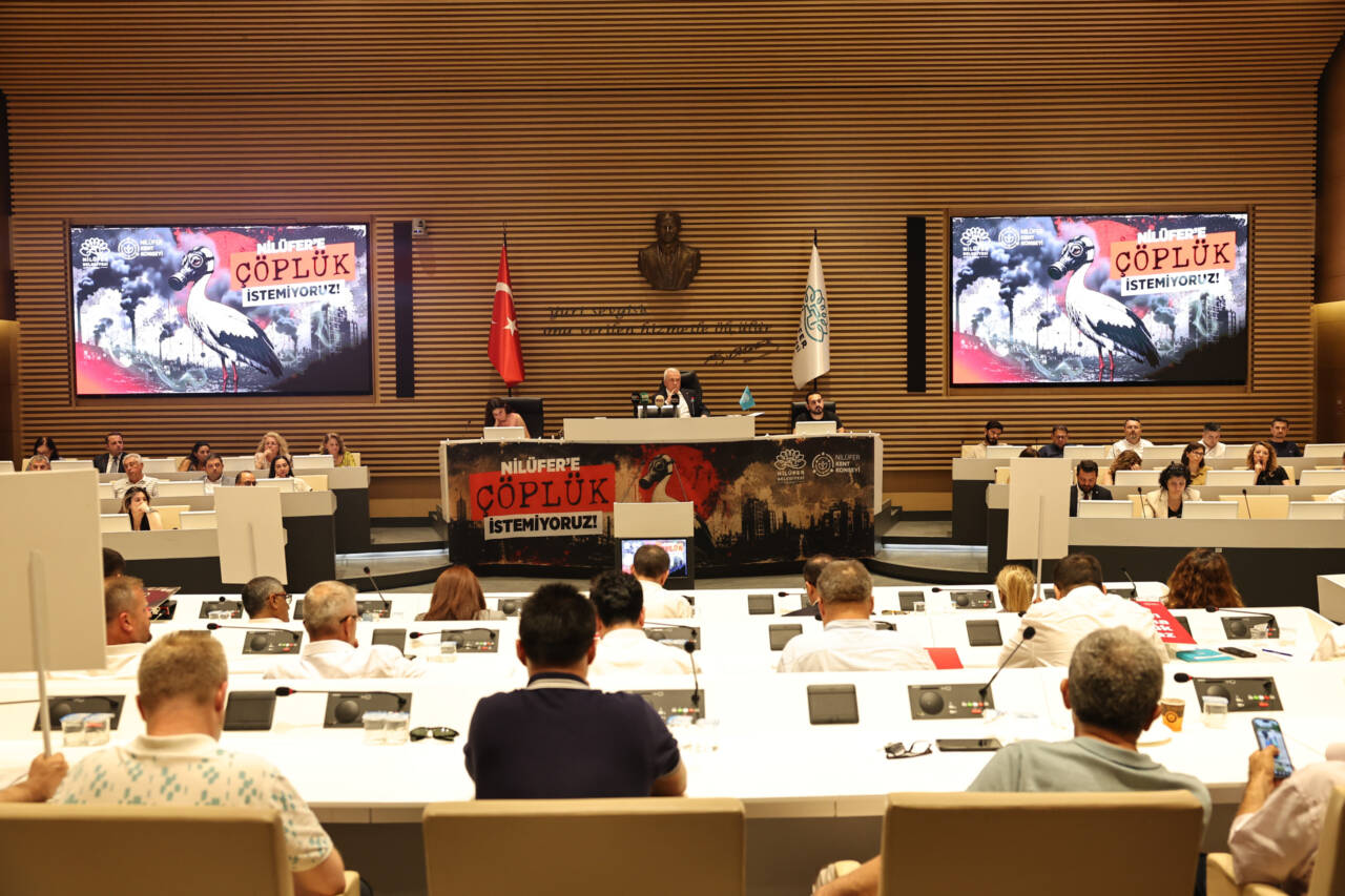Bursa'daki katı atık tesisi kararına bir tepki daha 1 meclis toplantisi 3