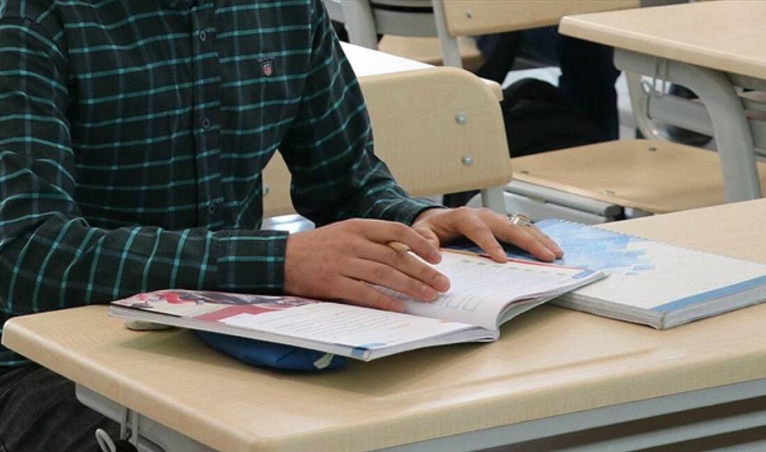 Milli Eğitim Bakanlığınca (MEB) yapılan düzenlemeyle, merkezi sınav puanıyla öğrenci