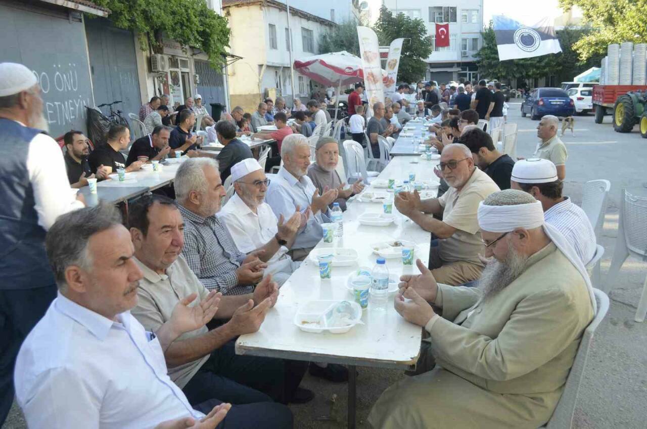 mudanyada sehitler anisina beraberlik ve bereket icin dua edildi e6978782a02d