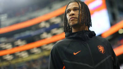 Fenerbahçe, Manchester City futbolcusu Nathan Ake ile sözleşme imzalandığını duyurdu.