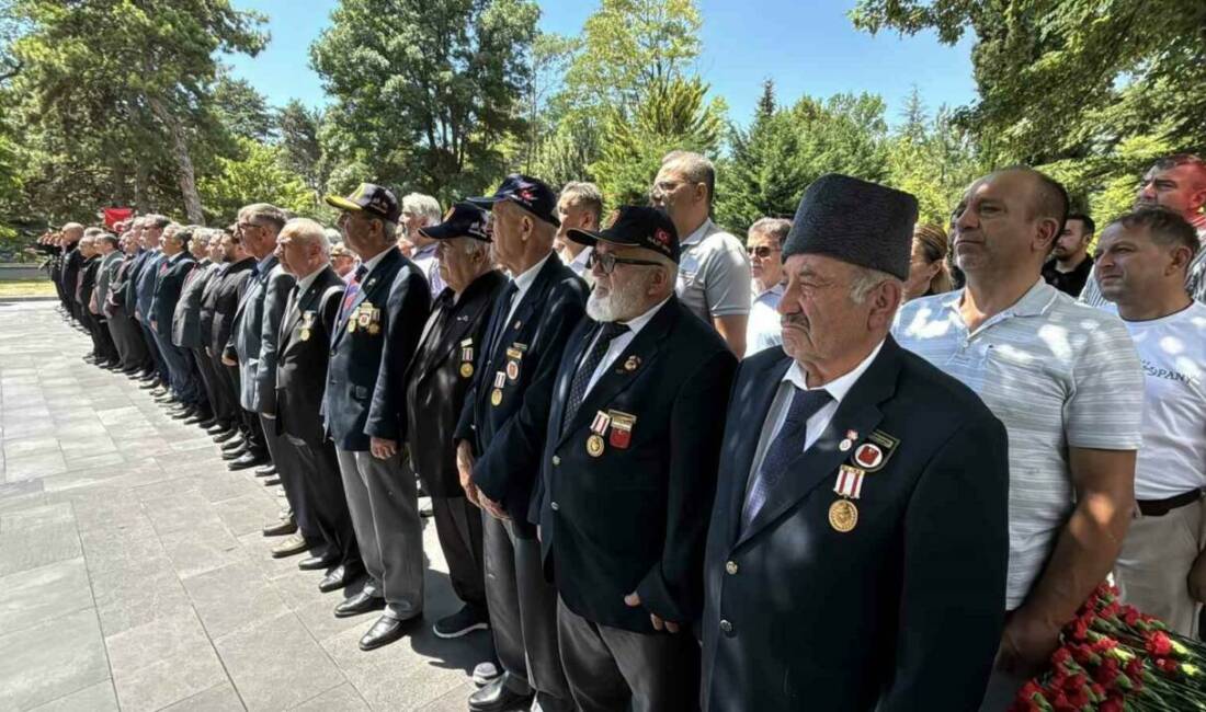 Oğlunu 15 Temmuz’da şehit veren acılı baba: “Acımız hala aynı” Bolu’da 15 Temmuz Demokrasi ve Milli Birlik Günü’nün 10. yıl