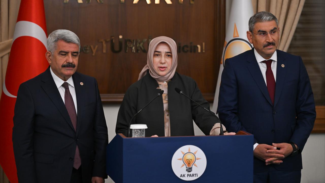 Öğrenci affı geliyor mu? Teklif meclise sunuldu AK Parti Grup Başkanvekili Özlem Zengin, öğrenci affına ve yükseköğretime