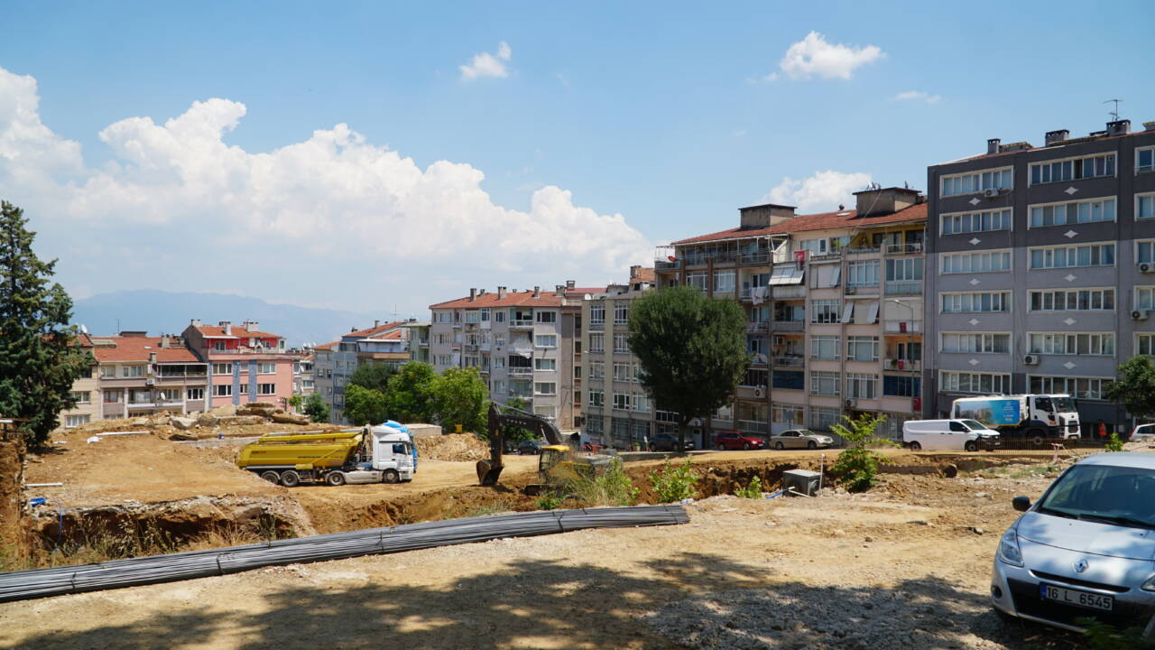 Bursa'daki okul inşaatına şikayet yağmuru 4 oly04328