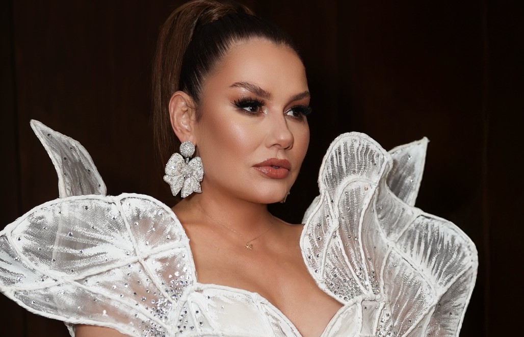 20 kilo veren Deniz Seki’den cesur tatil pozları! Mayolu pozlarını peş peşe paylaştı...