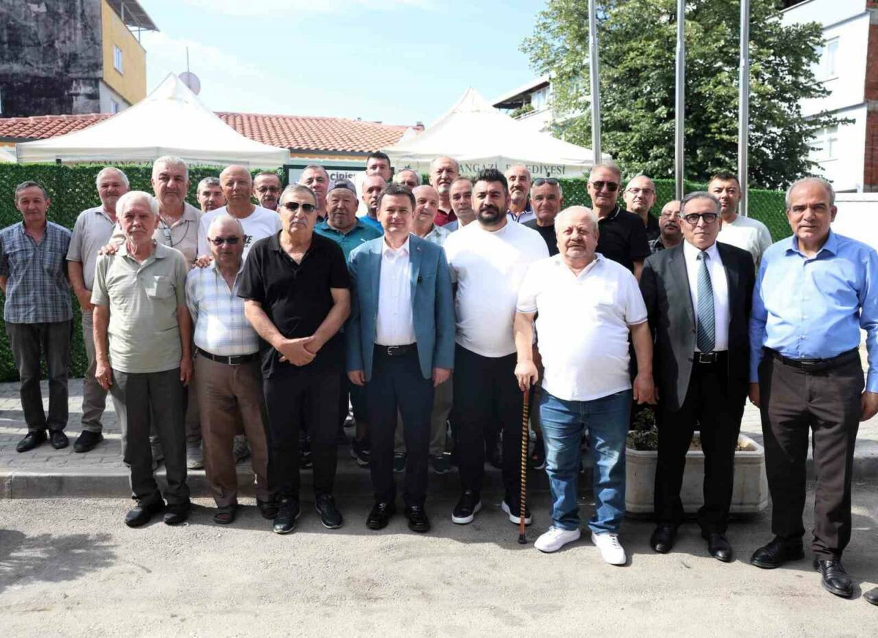 Osmangazi'deki spor yatırımları ne durumda? Başkan Erkan Aydın'dan açıklama 3 osmangazideki spor yatirimlari ne durumda baskan erkan aydindan aciklama 4e49fcbaf3c7